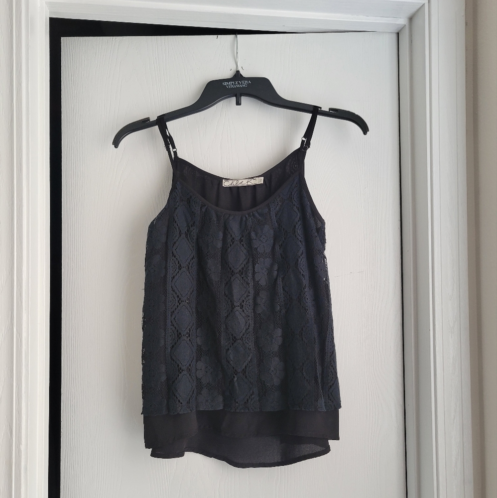 🟣Black lace tank top